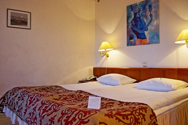 Hotel NB (Riga)